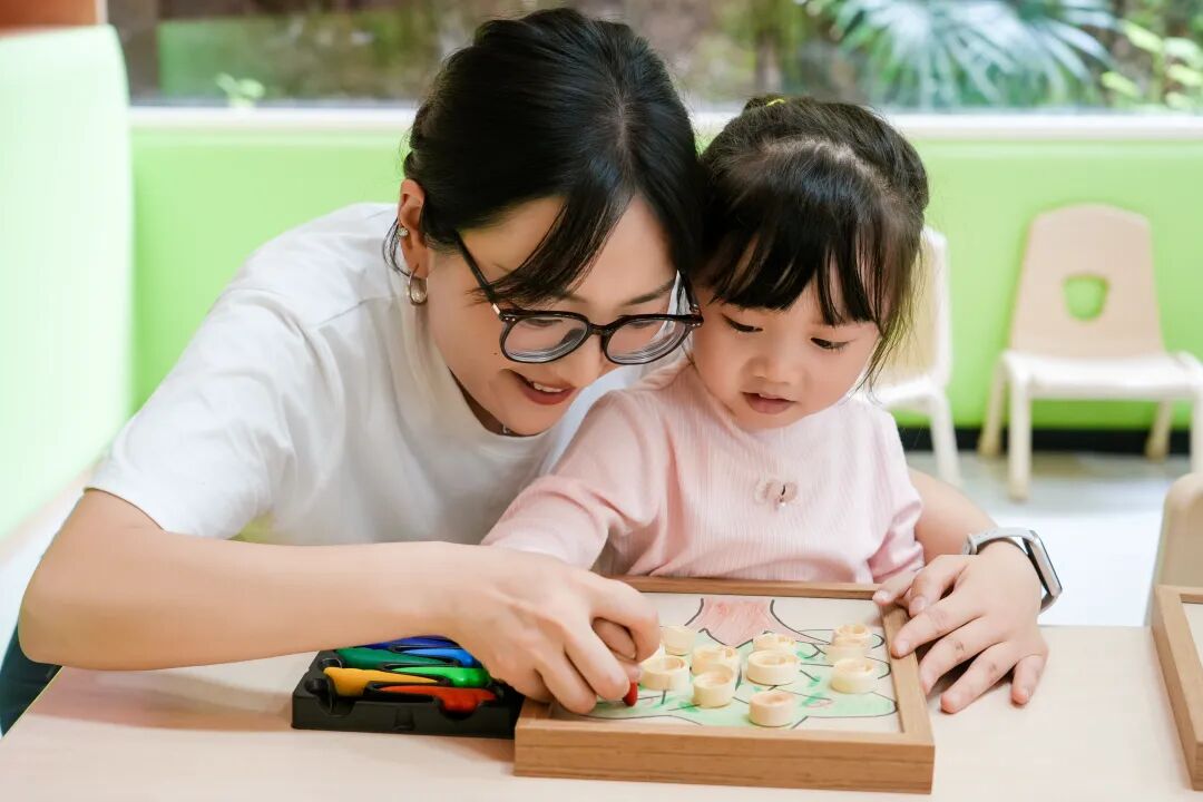 点亮科技梦想，呵护健康成长!新港集团走进赣州国投幸福托育园